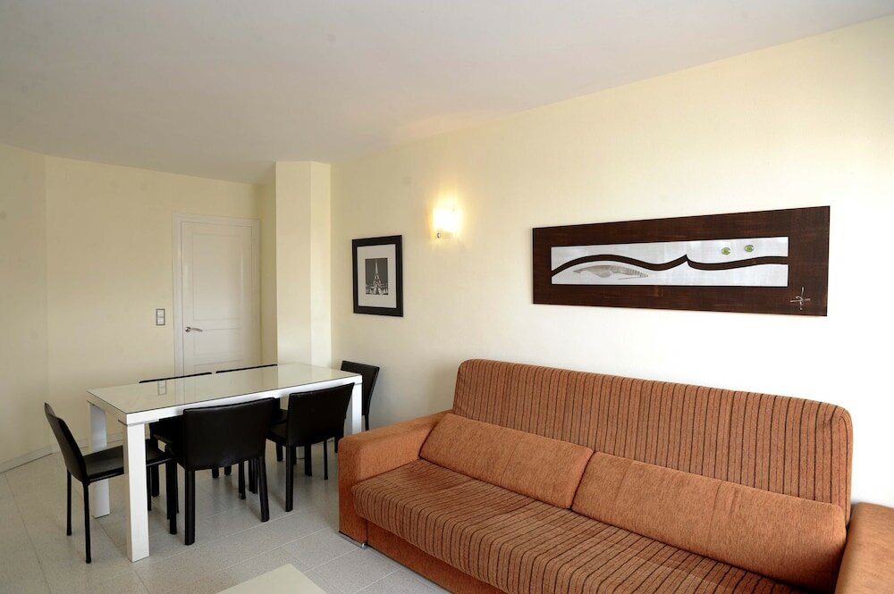 Фото Apartamentos Maurici Park