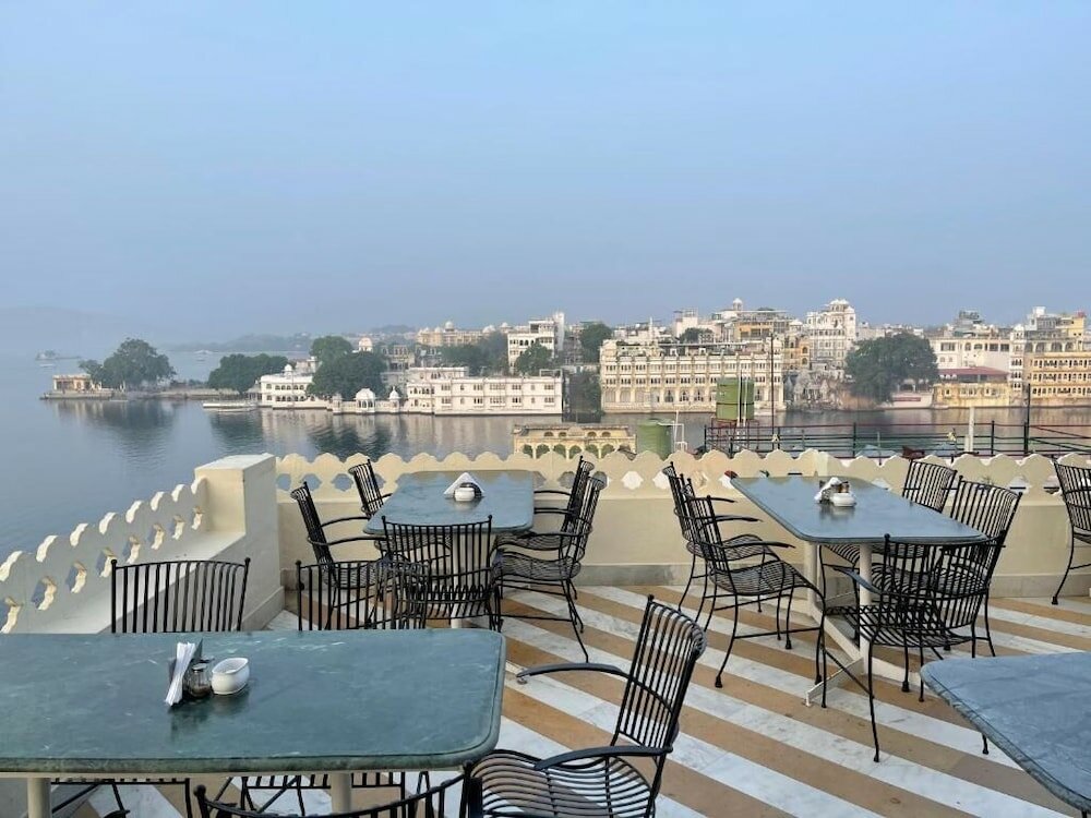 Фото Jaiwana Haveli