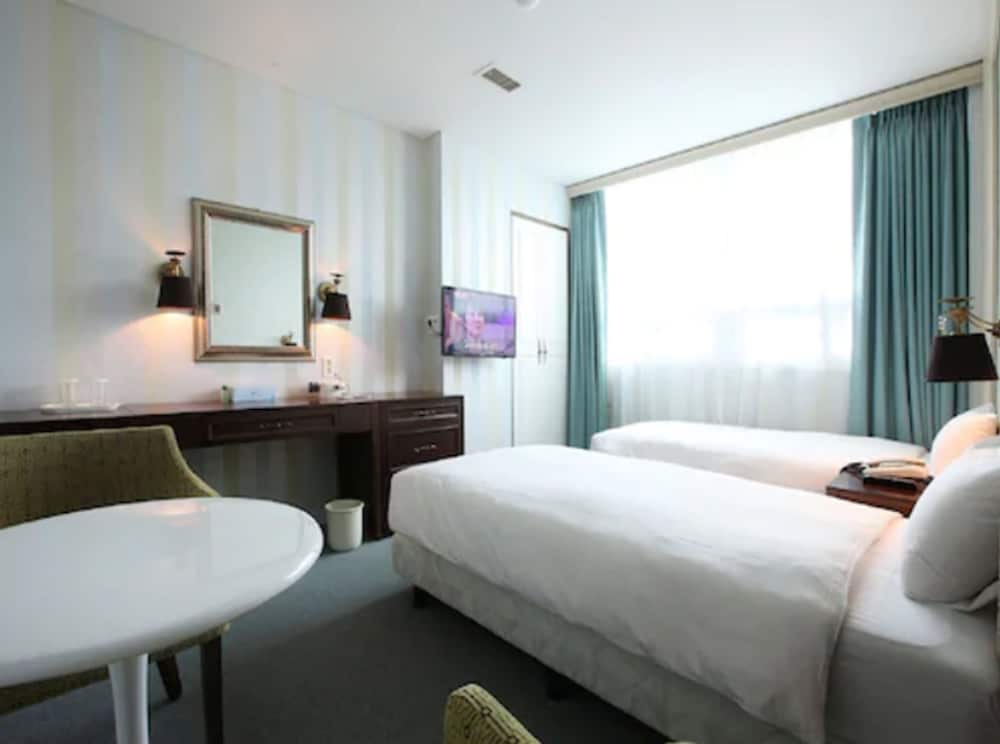 Фото Central Tourist Hotel