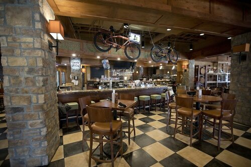 Гостиница Clubhouse Hotel & Suites Pierre в Пирре