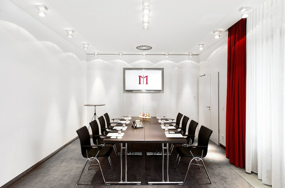 Фото Dormero Hotel Frankfurt Messe