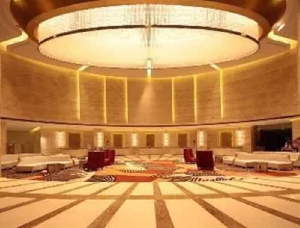 Фото Howard Johnson Sunshine Plaza Ningbo