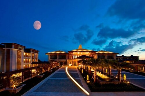 Гостиница Le Meridien Shimei Bay Beach Resort & SPA в Ваньнине