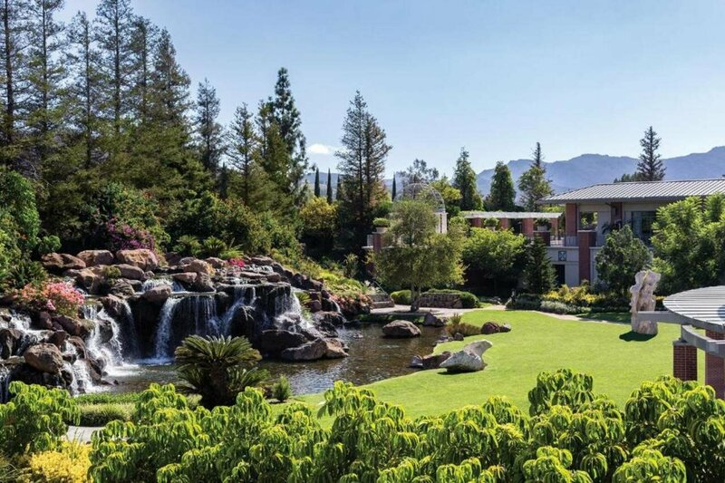 Гостиница Four Seasons Hotel Westlake Village