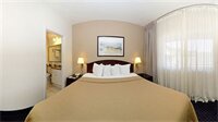 Фото Beachfront Inn and Suites at Dana Point