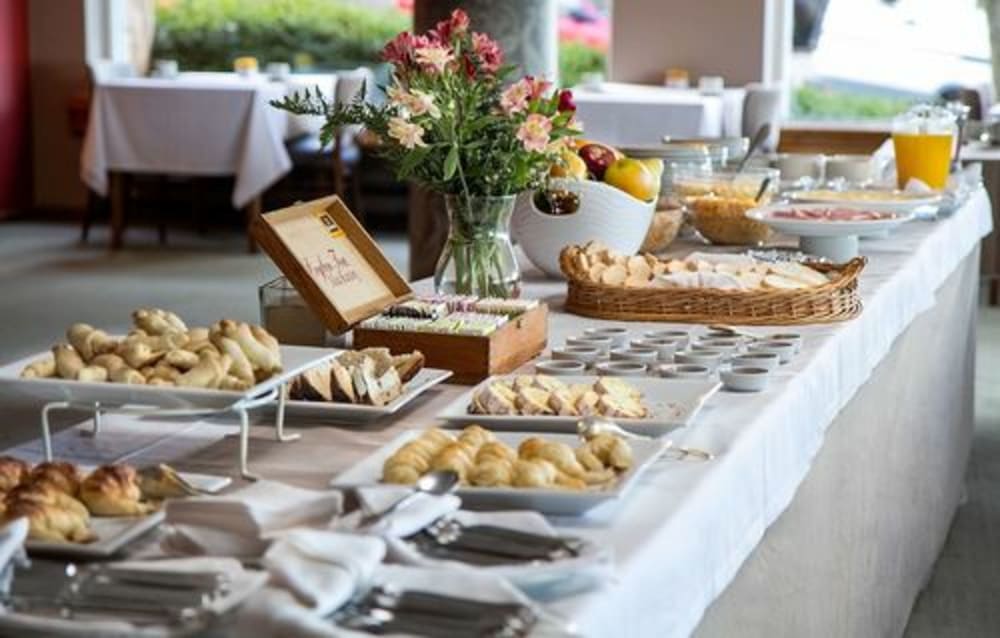 Фото Hotel Tres Reyes