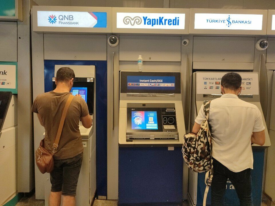 ATM Yapi Kredi, Istanbul, photo