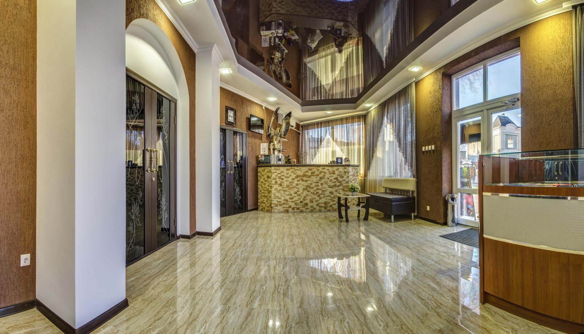 Фото отеля 2