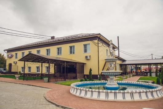 Фото отеля 1