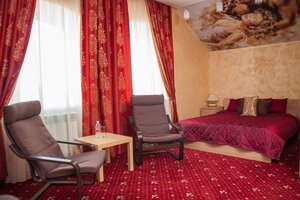Royal Castle (Volgograd, ulitsa Plekhanova, 198/3), hotel