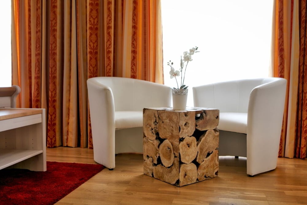 Фото Zum Goldenen Loewen