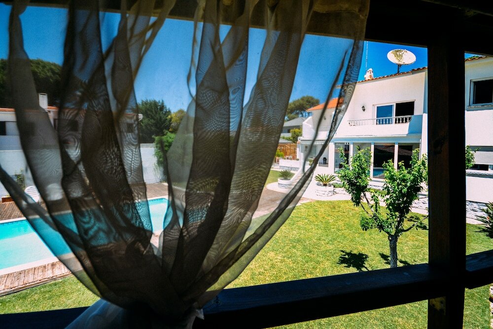 Фото Limmo Garden Guest House