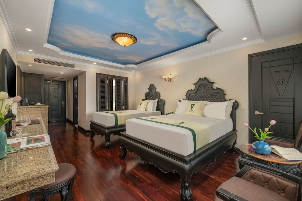 Фото V-Hotel Da Nang Beach