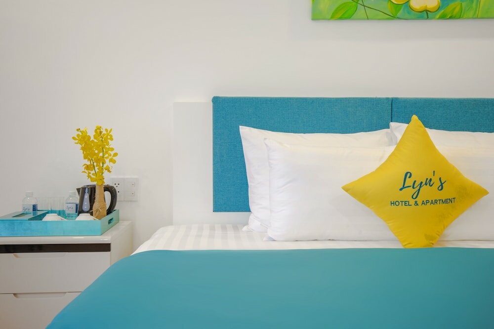 Фото Lyn's Hotel & Apartment