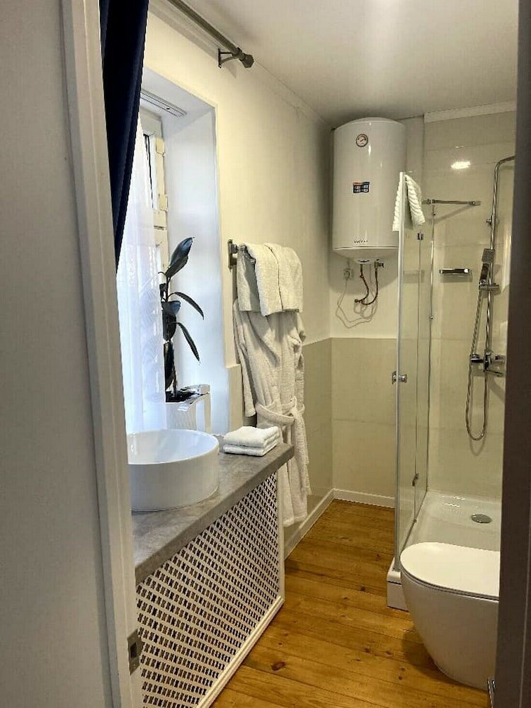 Фото Family Guest House & Hostel