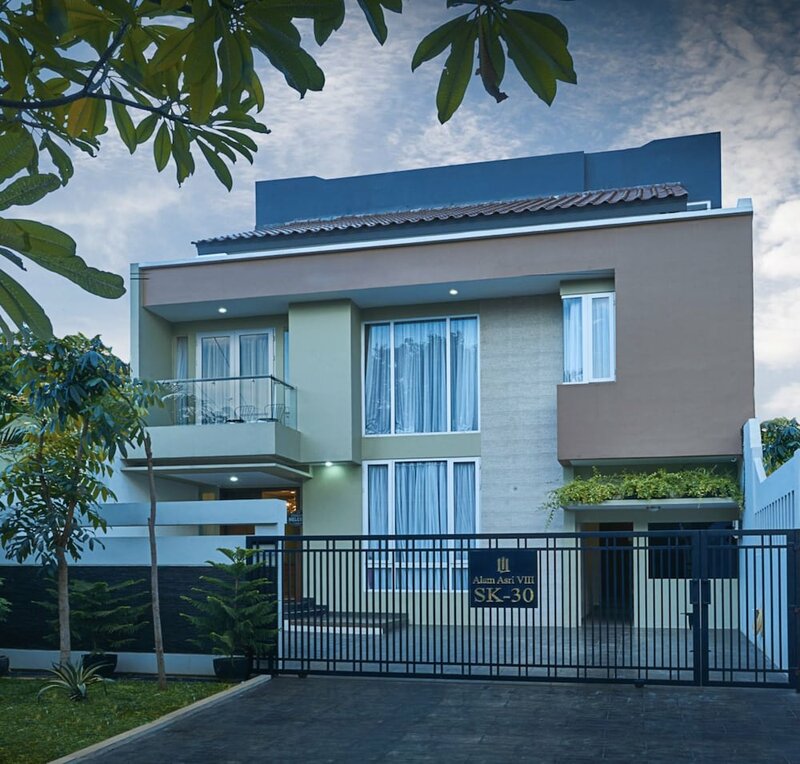 Гостиница Elliottii Residence Alam Asri в Джакарте