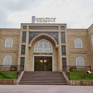 Гостиница Sangzor