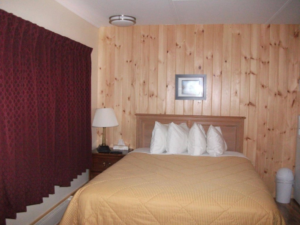 Фото Wildwood Motel