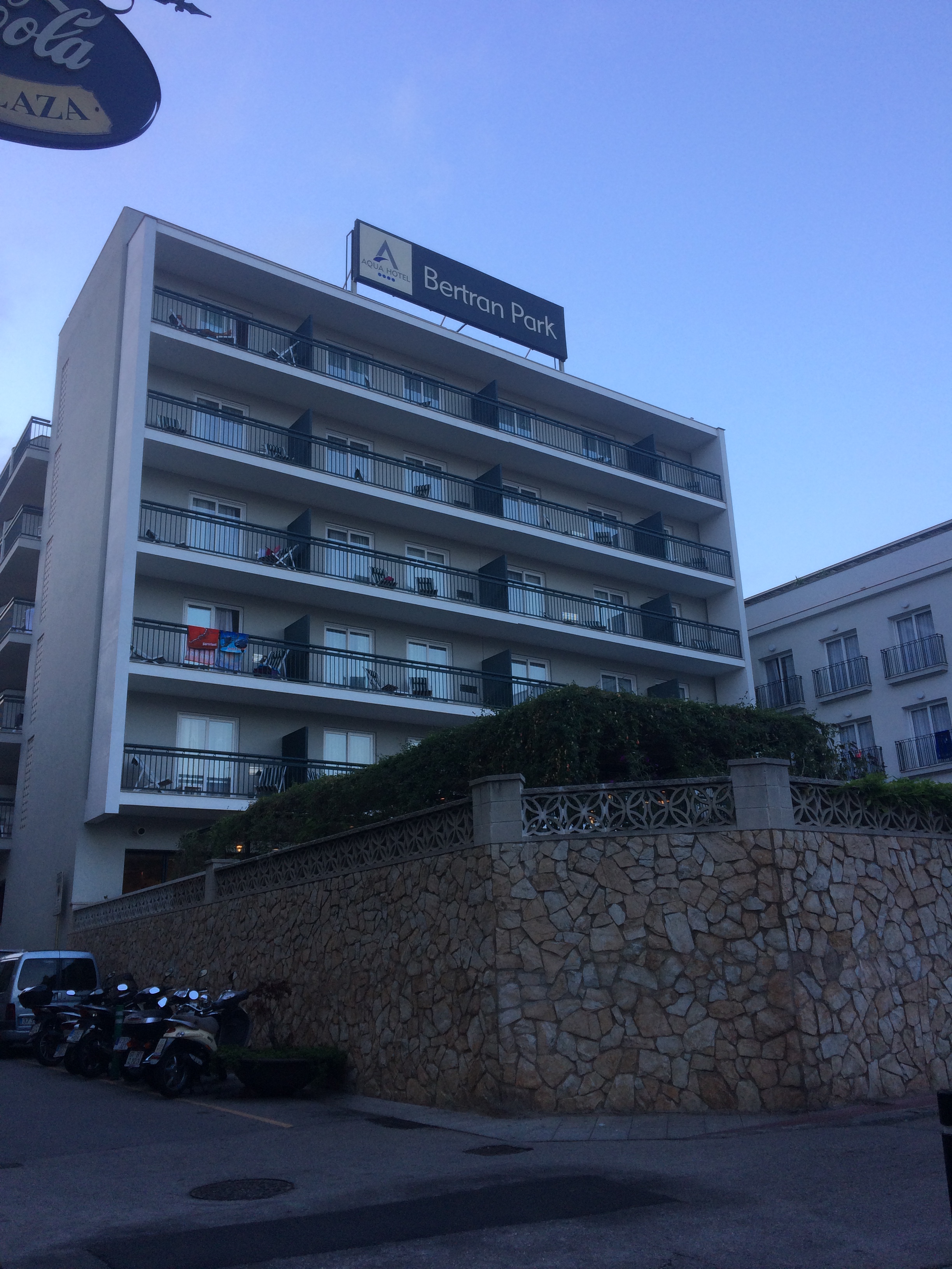 Фото Aqua Hotel Bertran Park