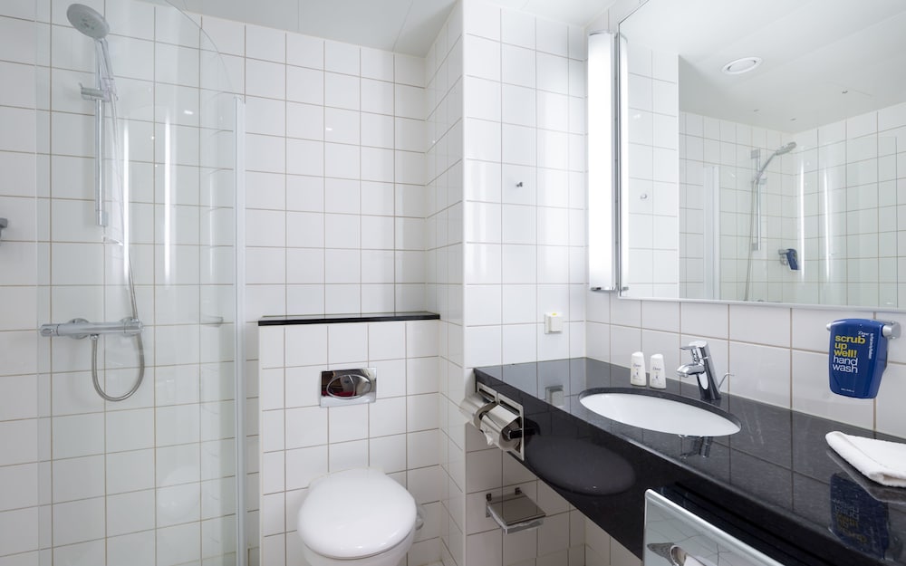 Фото Cosmos St. Petersburg Nevsky Hotel