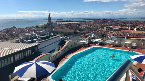Гостиница Grand Hotel Astoria в Градо