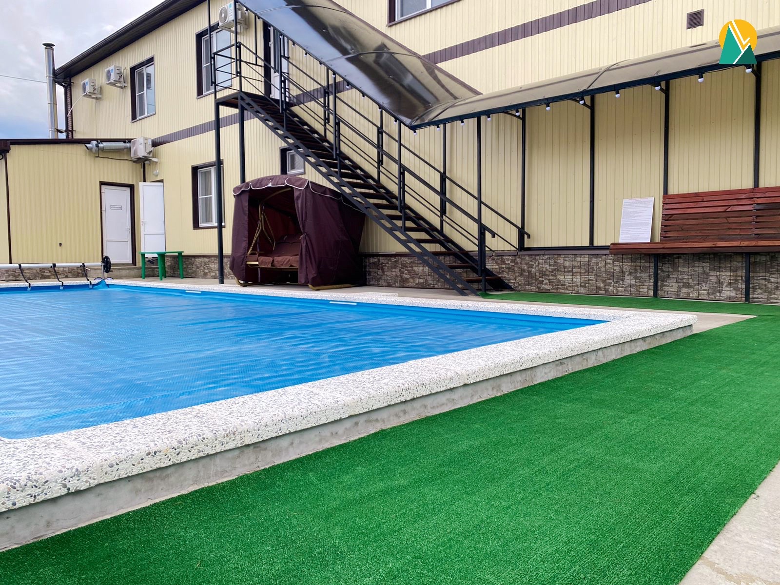 Фото отеля 3