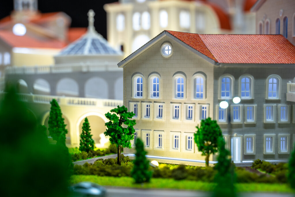 Making layouts 7 Dom, Almaty, photo