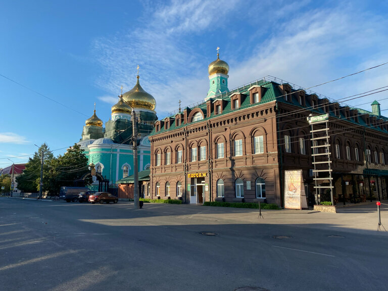 Shopping mall Passazh, Syzran, photo