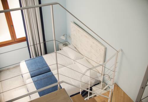 Фото Hotel Adhoc Carmen