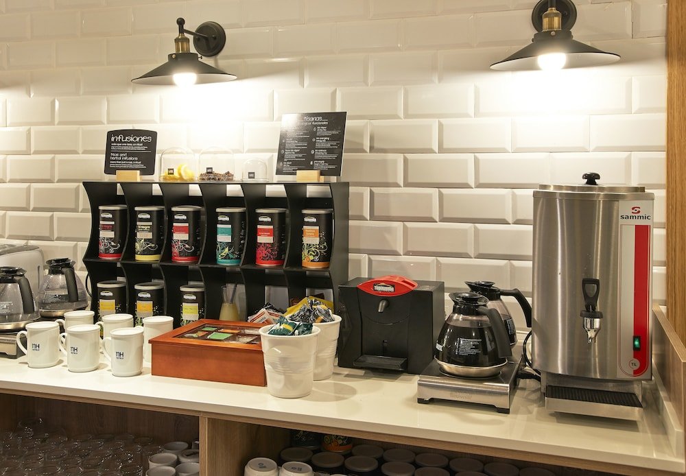 Фото Nh Barcelona Les Corts