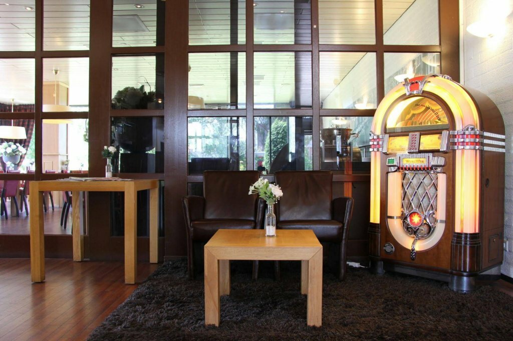 Фото Bastion Hotel Schiphol Hoofddorp