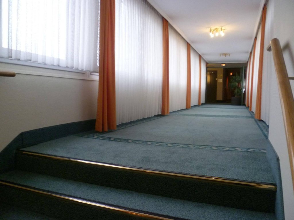 Фото Avia Hotel Regensburg