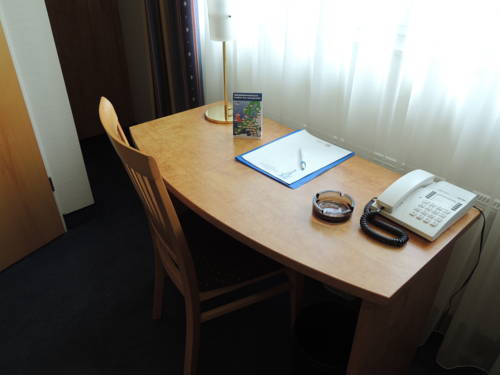 Фото Airport Businesshotel Koeln