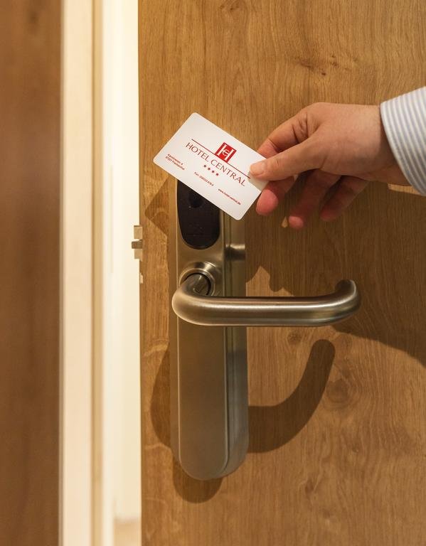 Фото Hotel Central