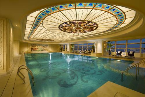 Фото Conrad Dalian