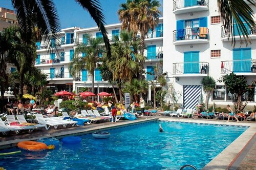 Внешний вид отеля Htop Planamar в Мальграт-де-Маре, фото 2