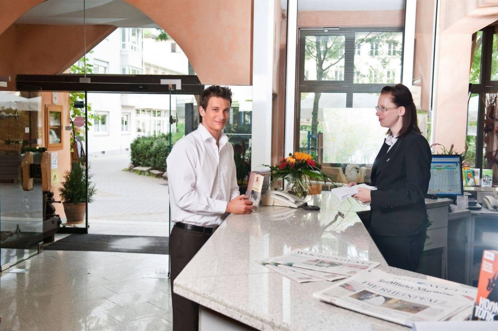 Фото Hotel Central