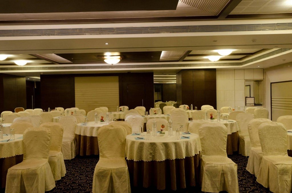 Фото Ramee Grand Hotel and SPA, Pune
