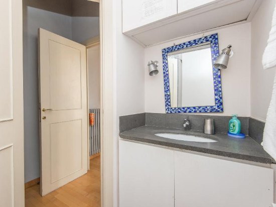 Фото Madonna de’ Monti Suites