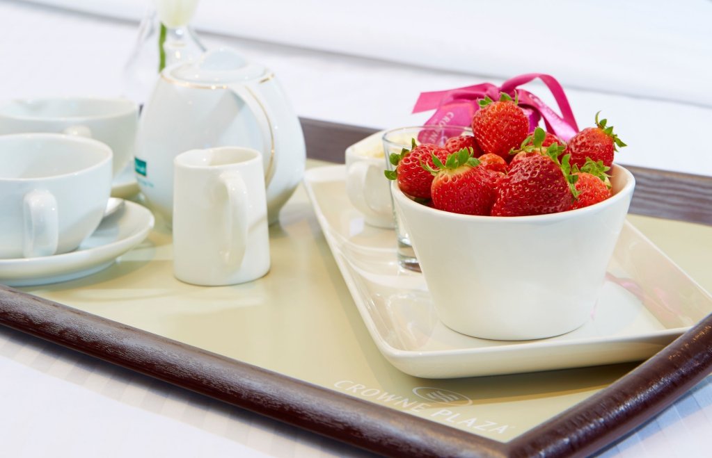 Фото Crowne Plaza Canberra