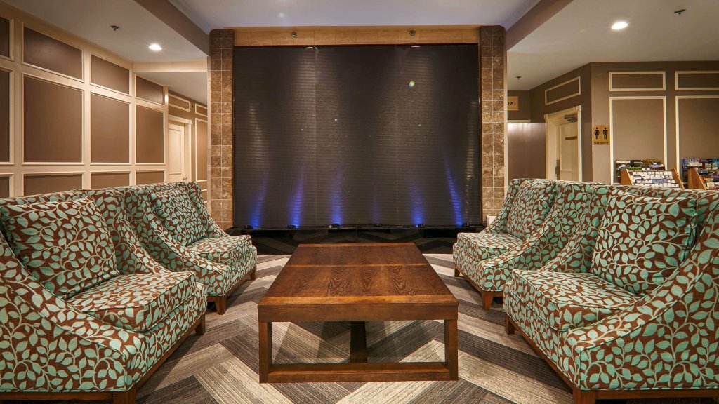 Фото Best Western Plus Dorchester Hotel