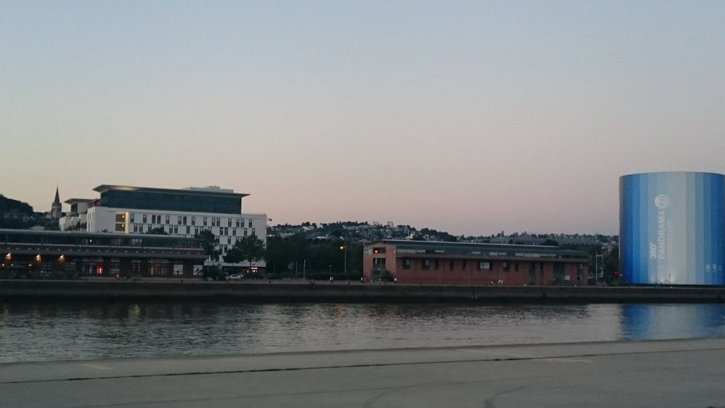 Фото Novotel Suites Rouen Normandie