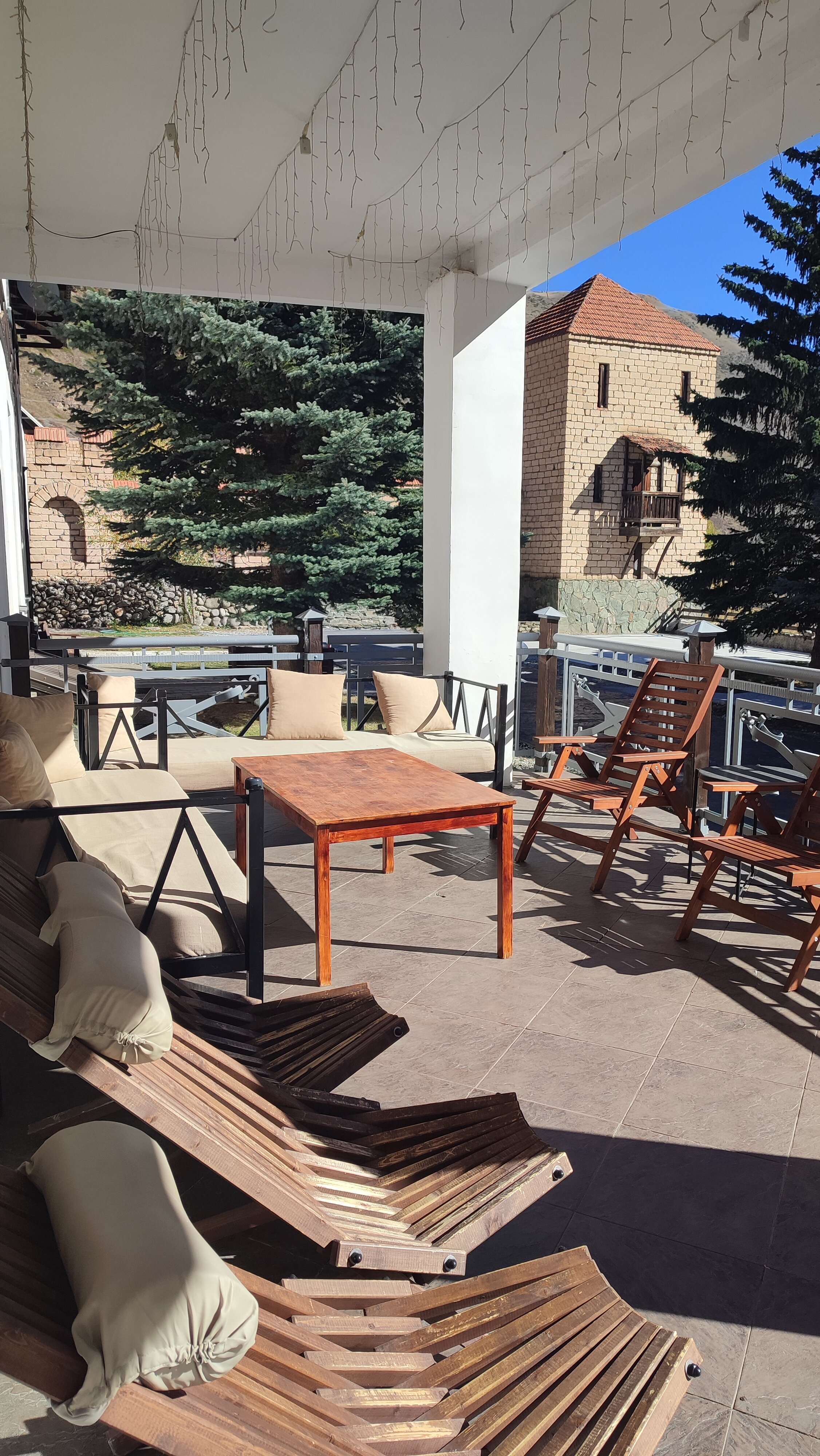 Фото Usengi Hotel and Hostel