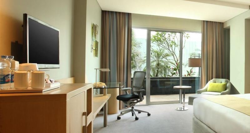 Фото Holiday Inn Jakarta Kemayoran