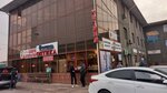 Lux Shop. AirPods (Rashıdov kóshesi, 14А/8), items for mobile phones