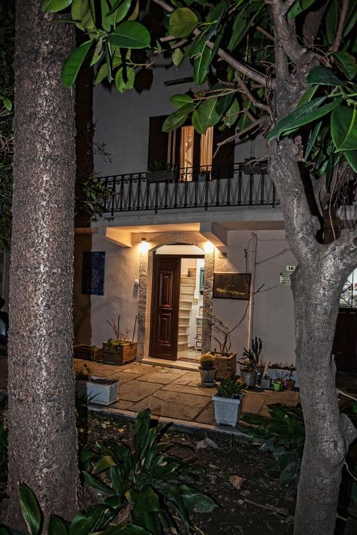 Фото Maya's Boutique Residence