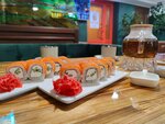 Kayfuem sushi (Lesopilnaya ulitsa, 1), cafe