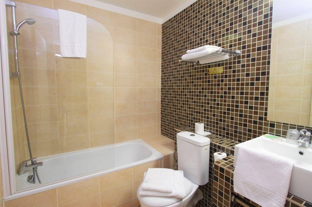 Фото LIFE Marseille VP Hotel