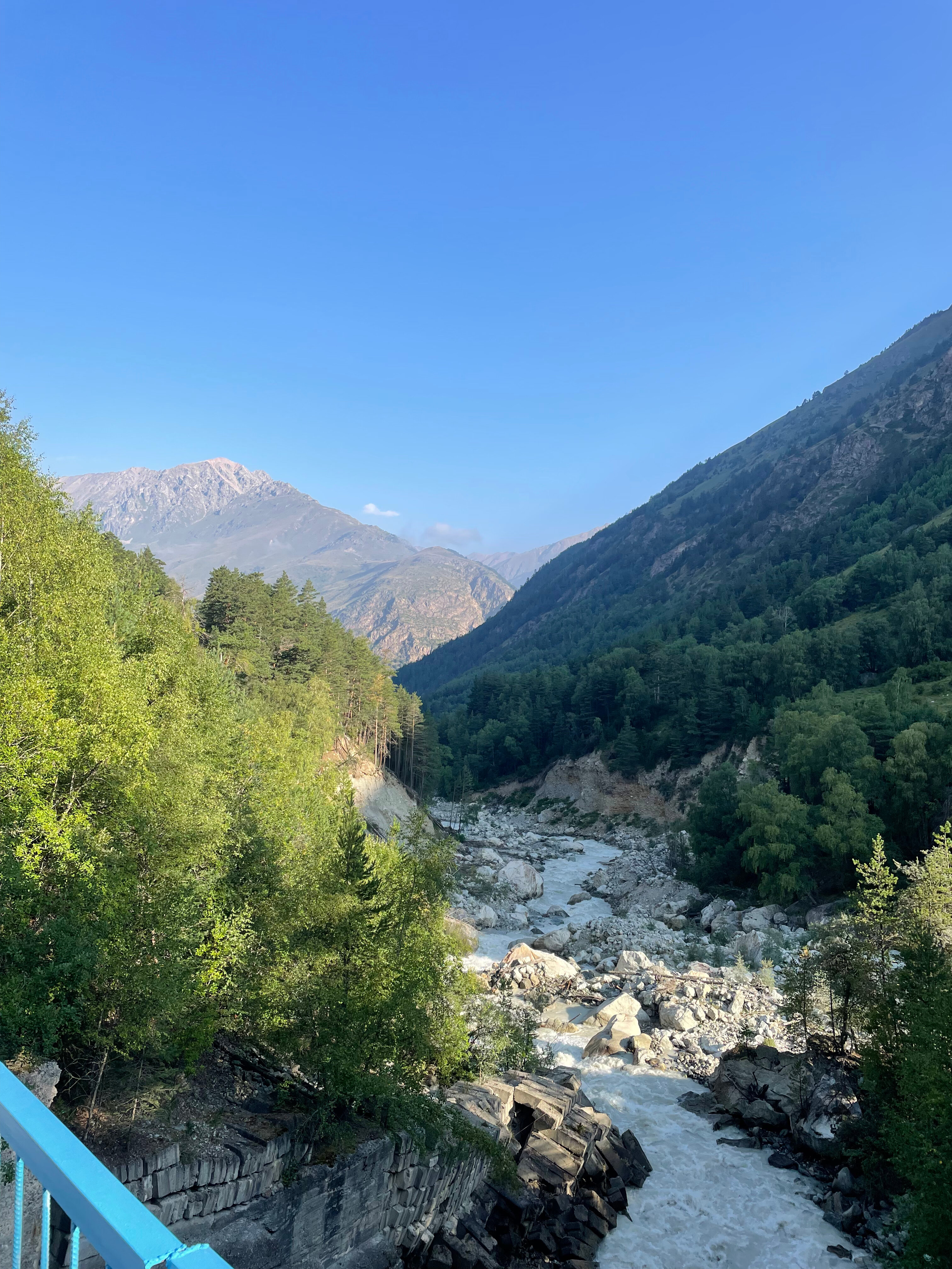 Фото Эльбрус Марал