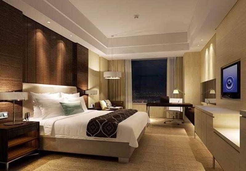 Фото Renaissance Shanghai Caohejing Hotel